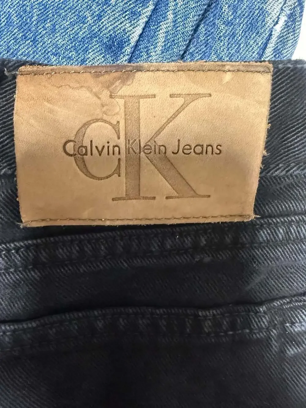 Calvin Klein Jeans Women's Black Denim Mom Shorts Size 7